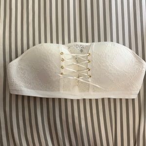 BNWOT strapless bra. Size 38C.